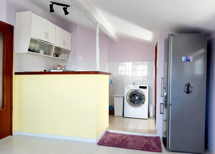 Floor In The Center Of Апартамент Поморие