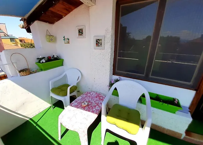 Апартамент Floor In The Center Of *