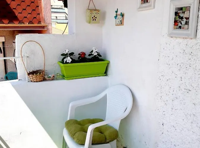 Floor In The Center Of Апартамент